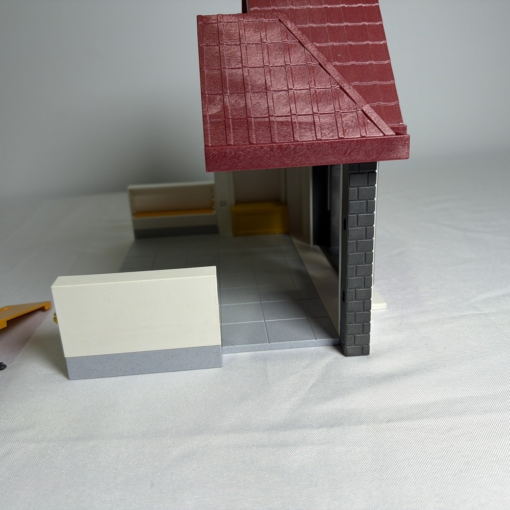 Playmobil 6865 School House - Vintage, Rare, Retired - Picture 7 of 11